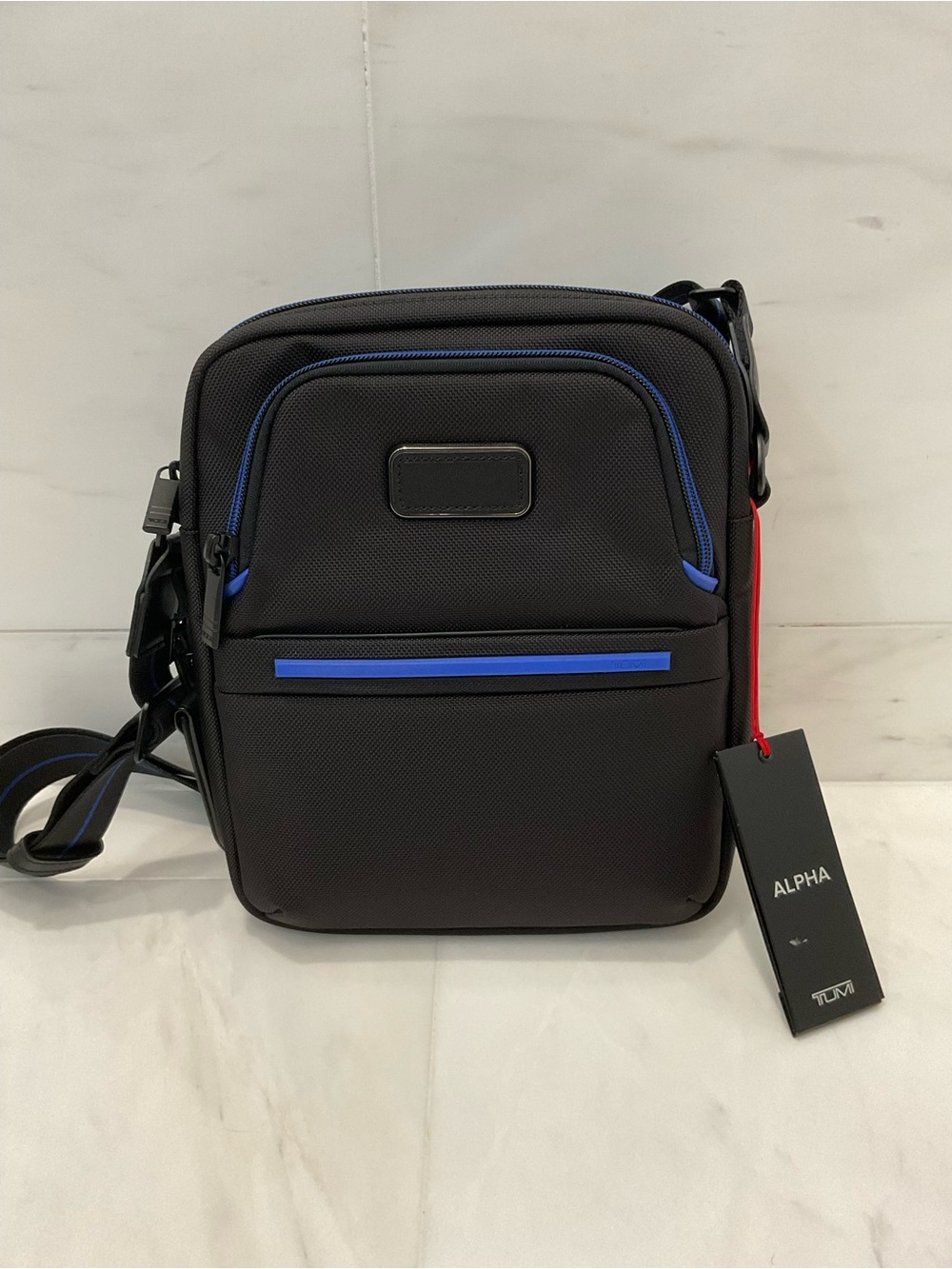 NEW Tumi ALPHA 10.0” MEDIUM Ballistic Nylon Crossbody Bag - BLACK w/ ULTRA BLUE